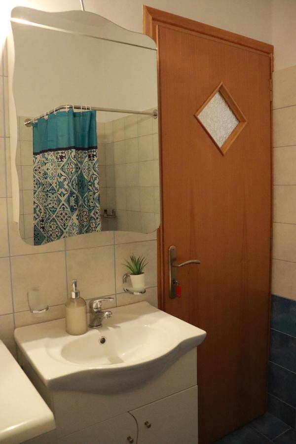 Baou House 1 Apartment Мецово Екстериор снимка