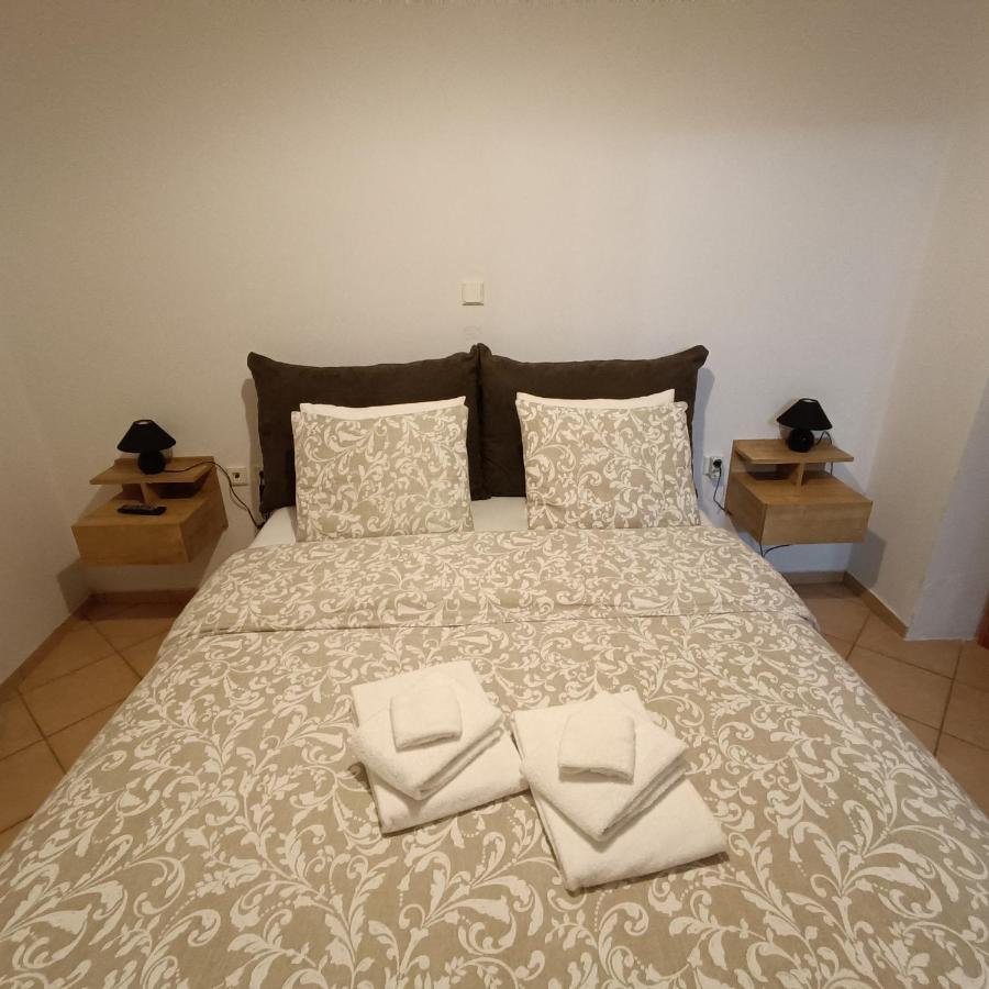 Baou House 1 Apartment Мецово Екстериор снимка